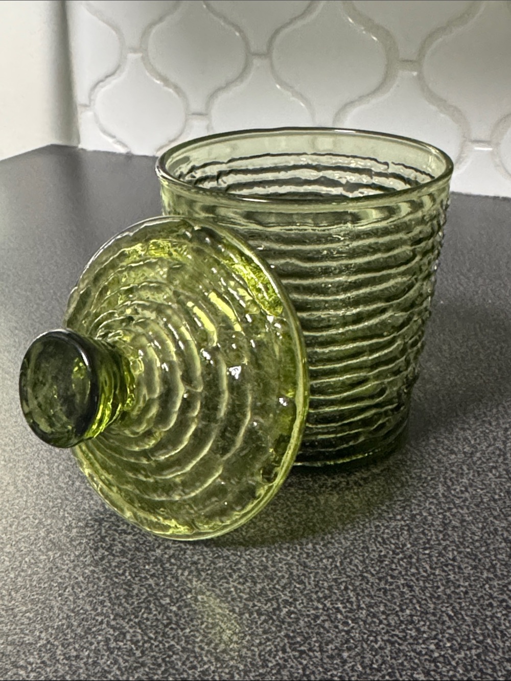 Soreno Avocado Lidded Sugar Bowl by Anchor Hocking - Picture 4 of 4